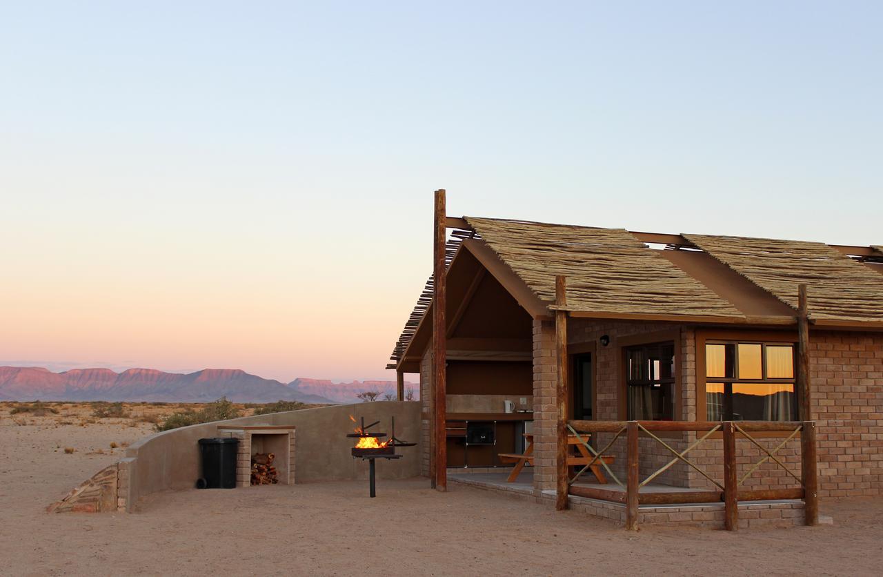 Desert Camp Сесрием Экстерьер фото