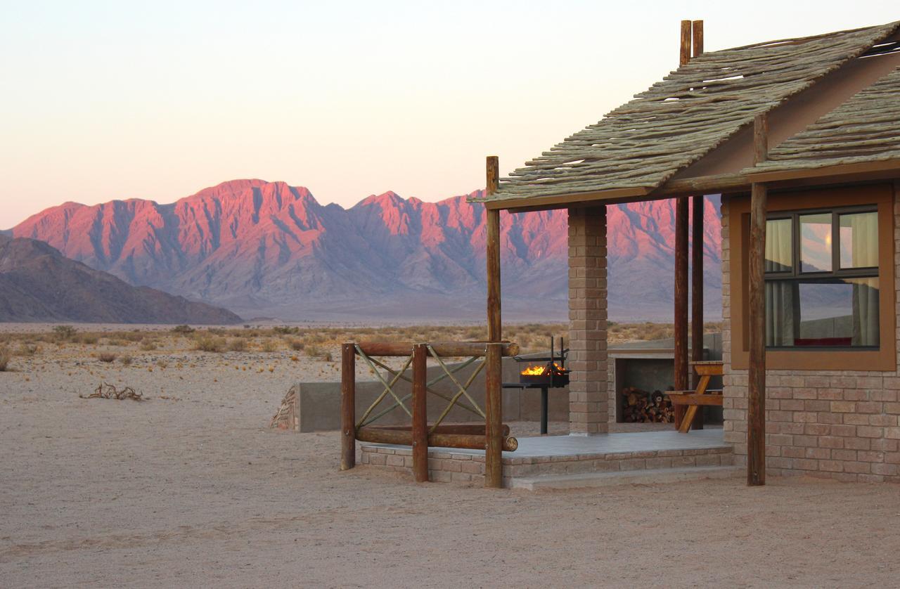 Desert Camp Сесрием Экстерьер фото