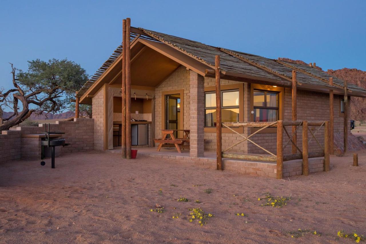 Desert Camp Сесрием Экстерьер фото